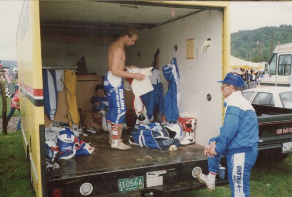 USA Unadilla 1987 Joukkue MM. Aleksander Sorrento Kurre Ljungqvistin juttusilla